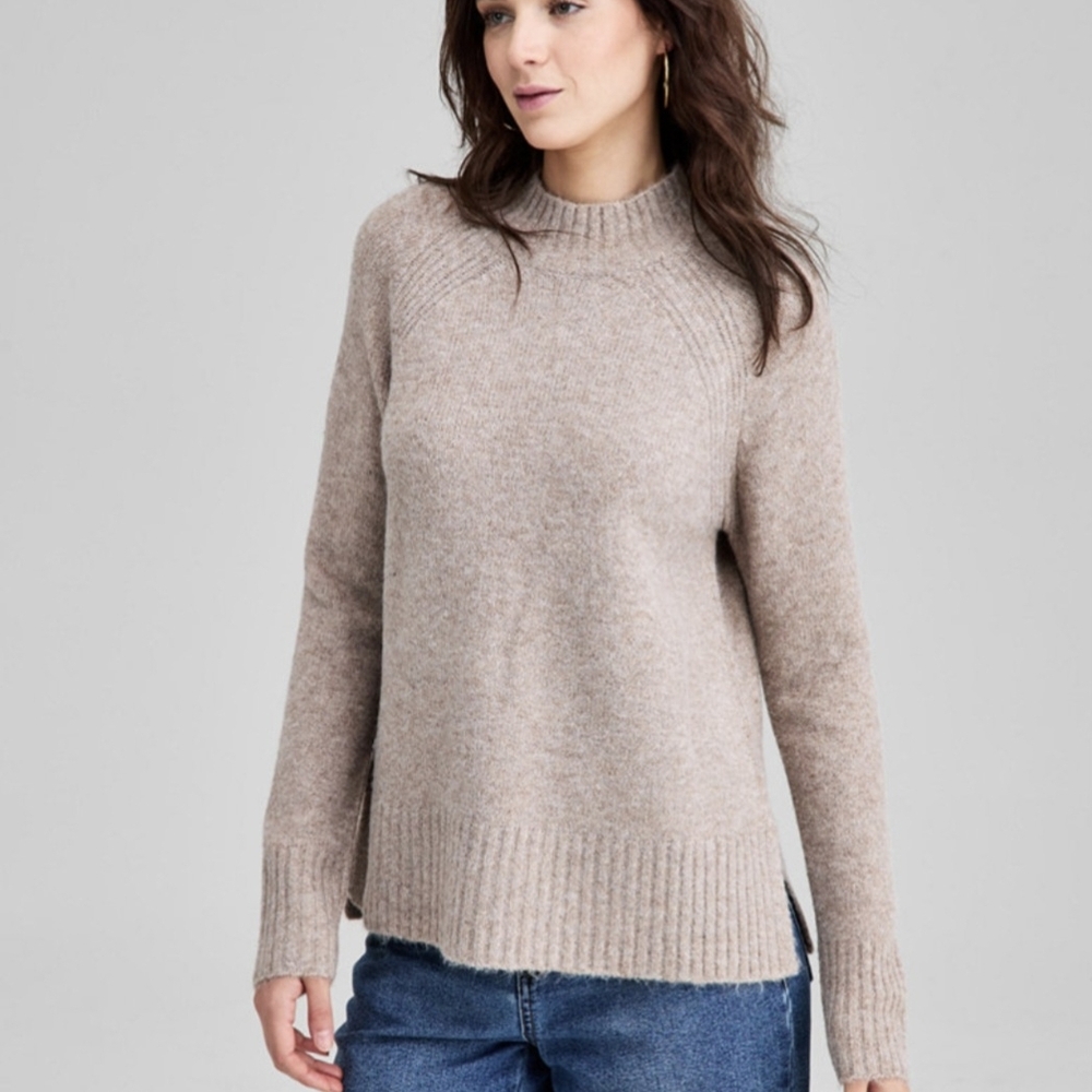Women's Turtle Neck Beige Sweater (S)